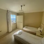 شقة Gold