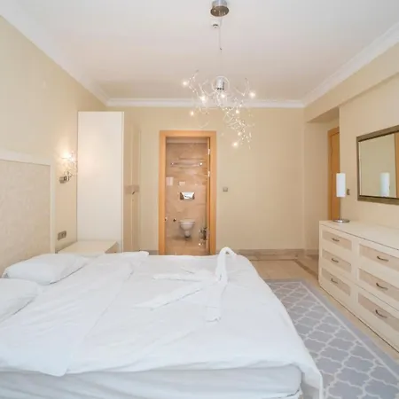 Apartment Gold *